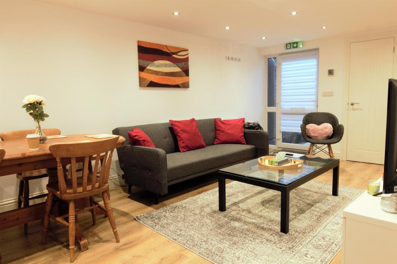 Stylish 2 Bedroom Apartment In The Heart Of Greenwich ロンドン エクステリア 写真