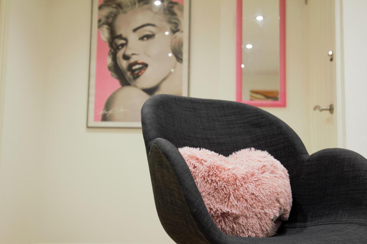 Stylish 2 Bedroom Apartment In The Heart Of Greenwich ロンドン エクステリア 写真
