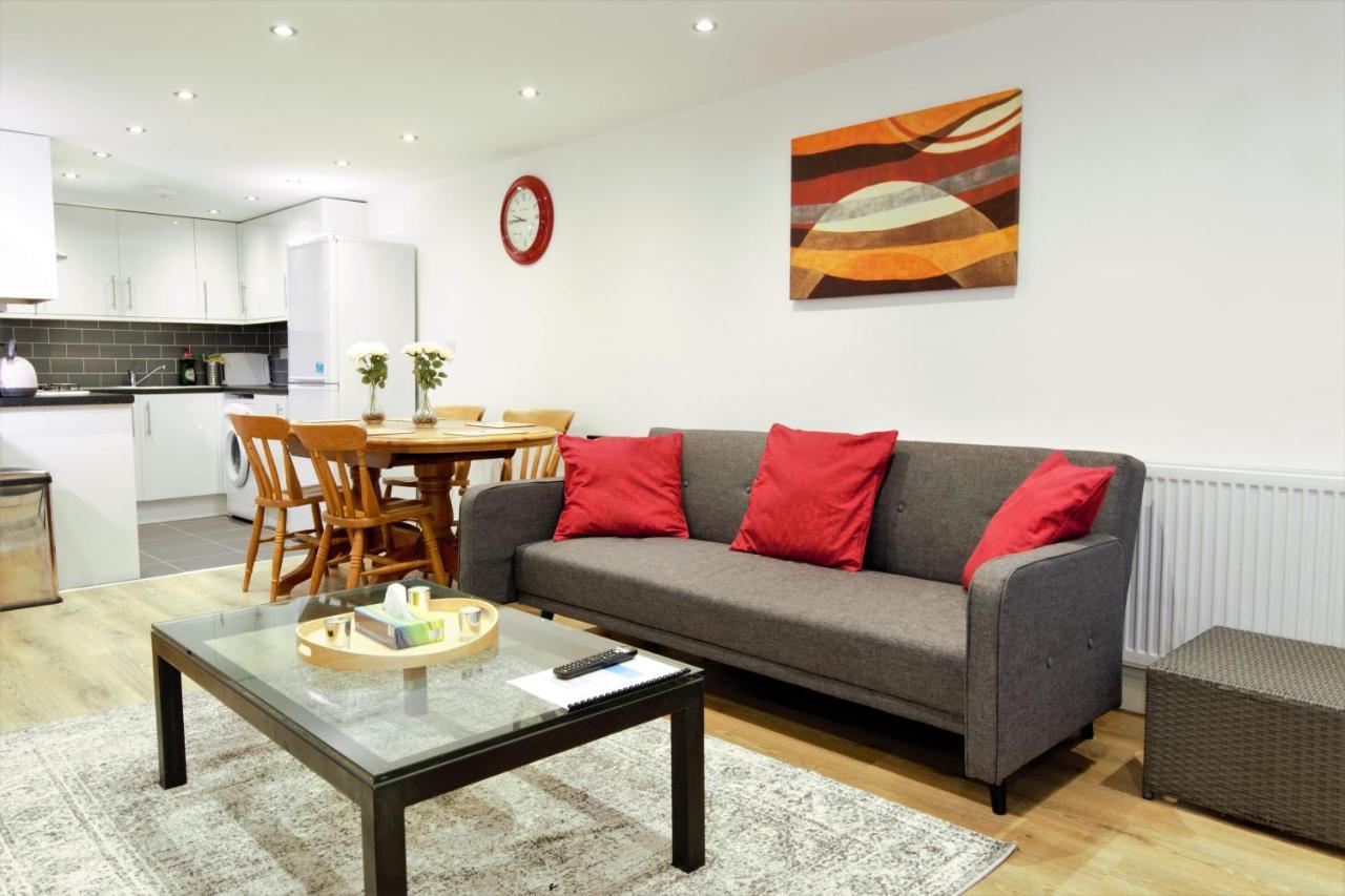 Stylish 2 Bedroom Apartment In The Heart Of Greenwich ロンドン エクステリア 写真